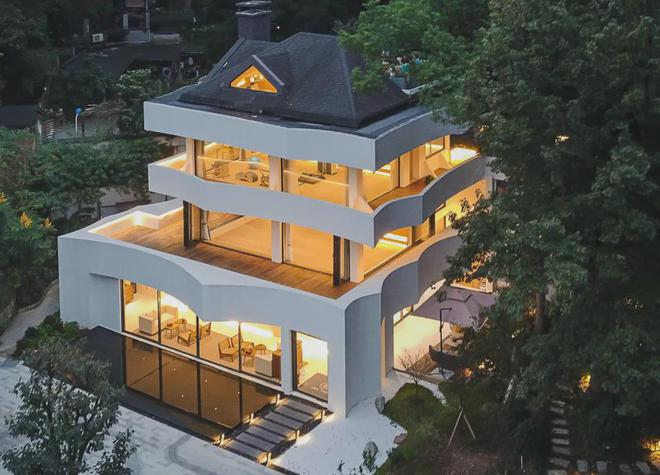 乔雅登 开启「光影美学」杭州站「折叠瑜伽」奇妙之旅(图4) 乔雅登 开启「光影美学」杭州站「折叠瑜伽」奇妙之旅(图4)