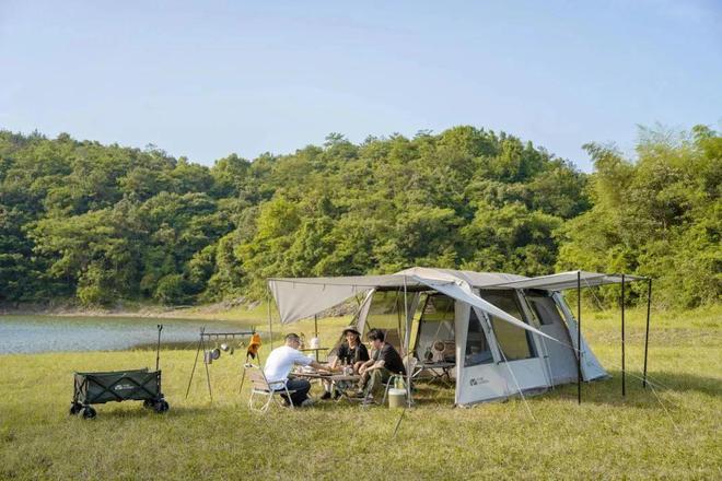 深耕户外领域逾20年牧高笛MOBI GARDEN全国首家旗舰店落户上海(图7) 深耕户外领域逾20年牧高笛MOBI GARDEN全国首家旗舰店落户上海(图7)