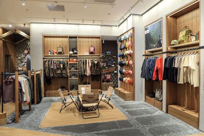 20亿扬州户外龙头操盘瑞典皇家大牌(图5) 20亿扬州户外龙头操盘瑞典皇家大牌(图5)