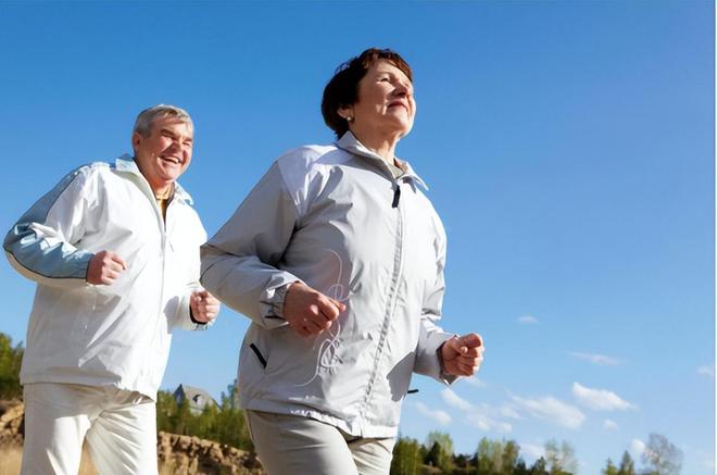 4种运动被称为“长寿运动”每天选一种坚持30分钟健康长寿(图2) 4种运动被称为“长寿运动”每天选一种坚持30分钟健康长寿(图2)