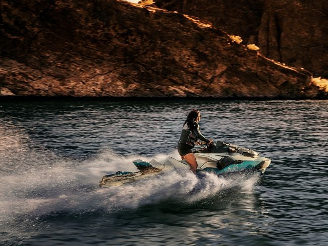 庞巴迪BRP(中国)2025新品预售开启 开启户外动力新纪元(图3) 庞巴迪BRP(中国)2025新品预售开启 开启户外动力新纪元(图3)