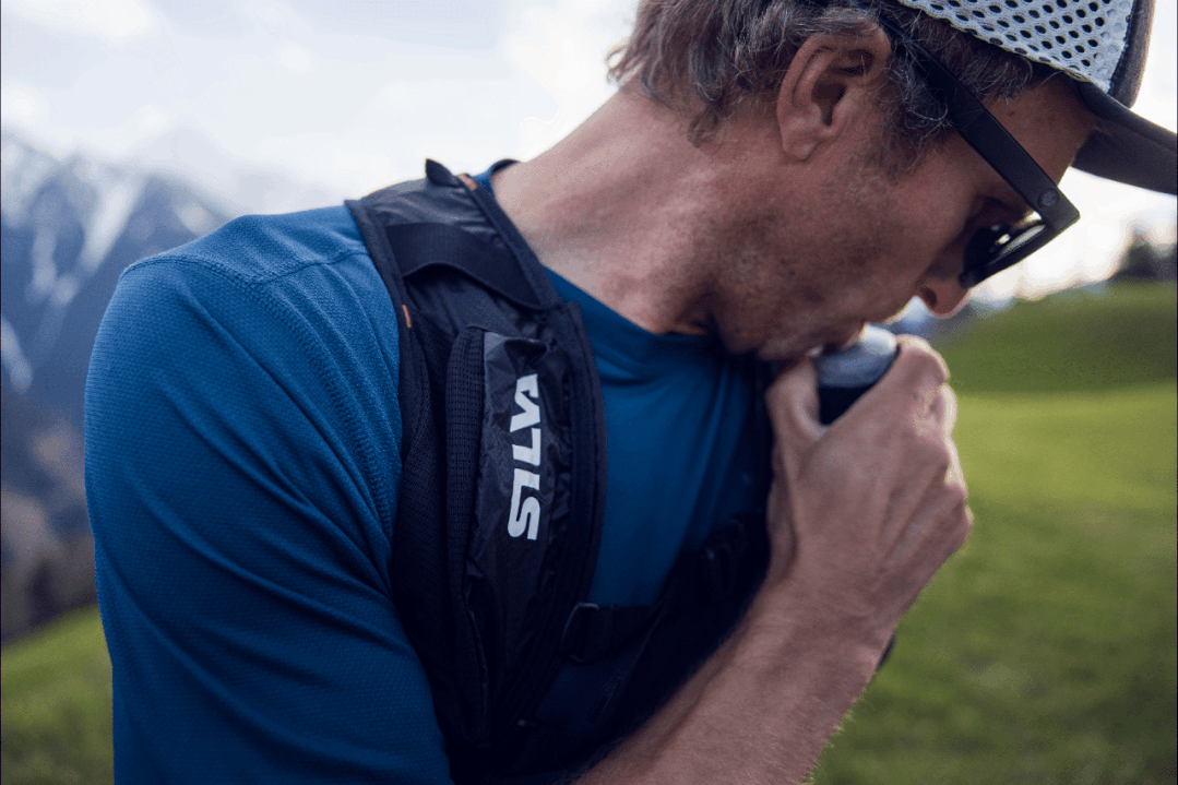 两日徒步最佳选择！SILVA大容量超轻户外背包买一赠三！(图2)