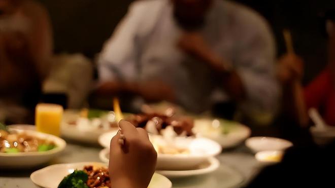 又一内鬼被抓!央视发声泄密大量内部机密资料身份曝光不简单(图10) 又一内鬼被抓!央视发声泄密大量内部机密资料身份曝光不简单(图10)