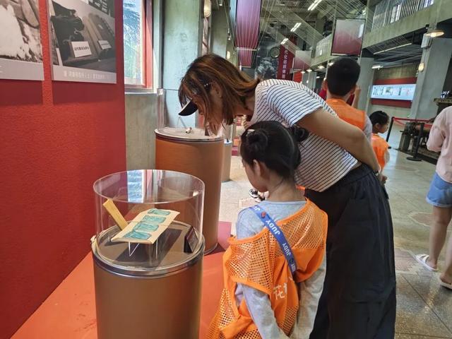 花样小记者：探寻郑州符号 触摸国棉记忆(图6)