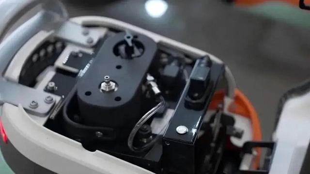 电动车或将淘汰？替代品亮相！不充电、不加油续航稳妥100km！(图2)